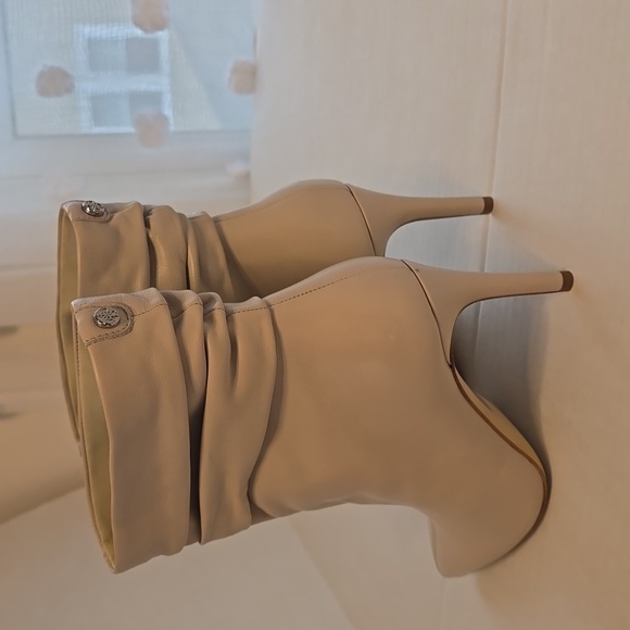 Guess Women's Slouchy Leather Ivory Ankle Boot sz 7 - Picture 4 of 12